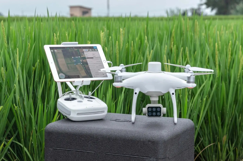 multispektralni kamera phantom 4 multispectral ndvi index precizni zemedelstvi multispektralni kamera phantom 4 multispectral ndvi index precizni zemedelstvi